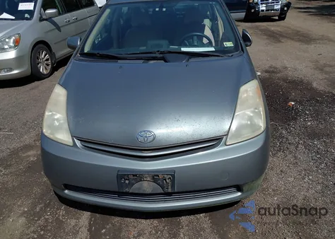 2005 Toyota Prius from USA, damaged, VIN JTDKB20U153051062